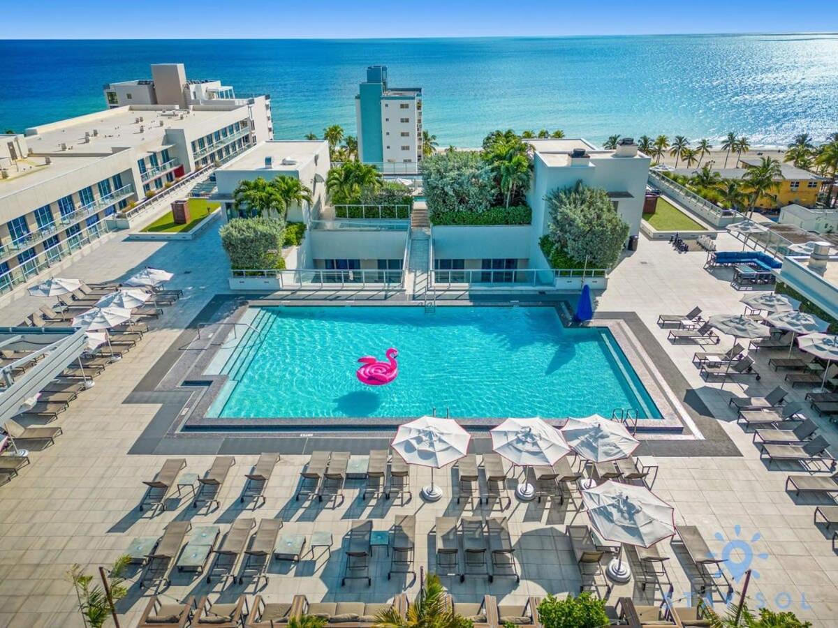 Lx Oasis Beachfront-Rt Infinity Pool Голлівуд Екстер'єр фото