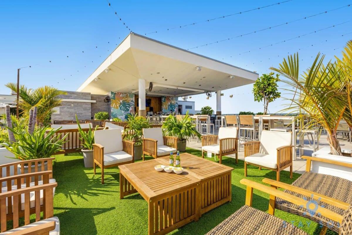 Lx Oasis Beachfront-Rt Infinity Pool Голлівуд Екстер'єр фото